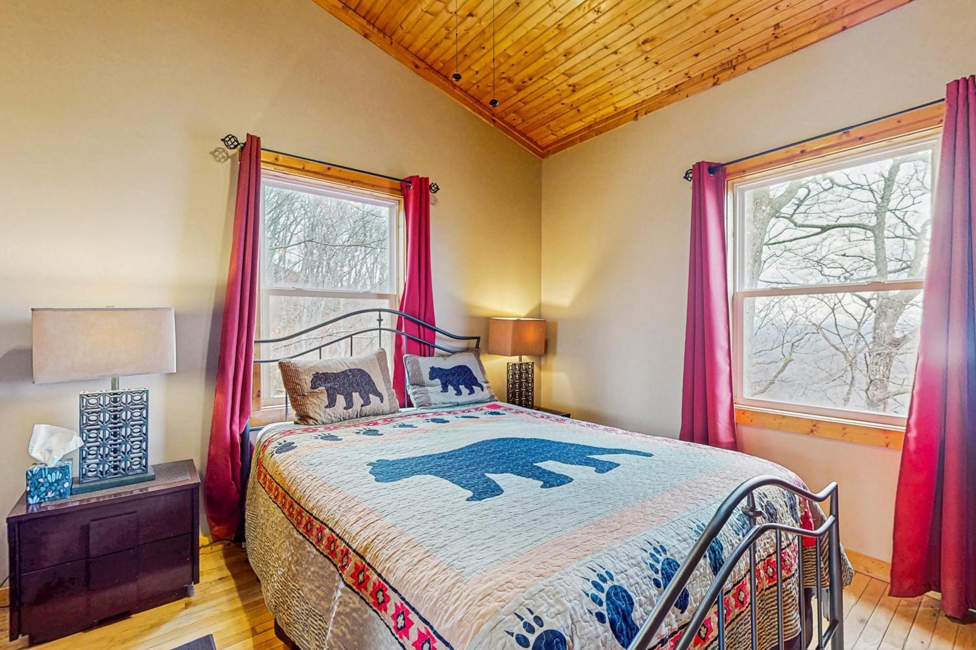 2 Bed 2 Bath Vacation Home In Брайсон-Сити Экстерьер фото